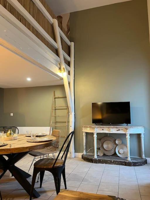 Malo, Duplex Bord De Mer Acces Direct Plage En Rdc Dunkirk Exterior photo